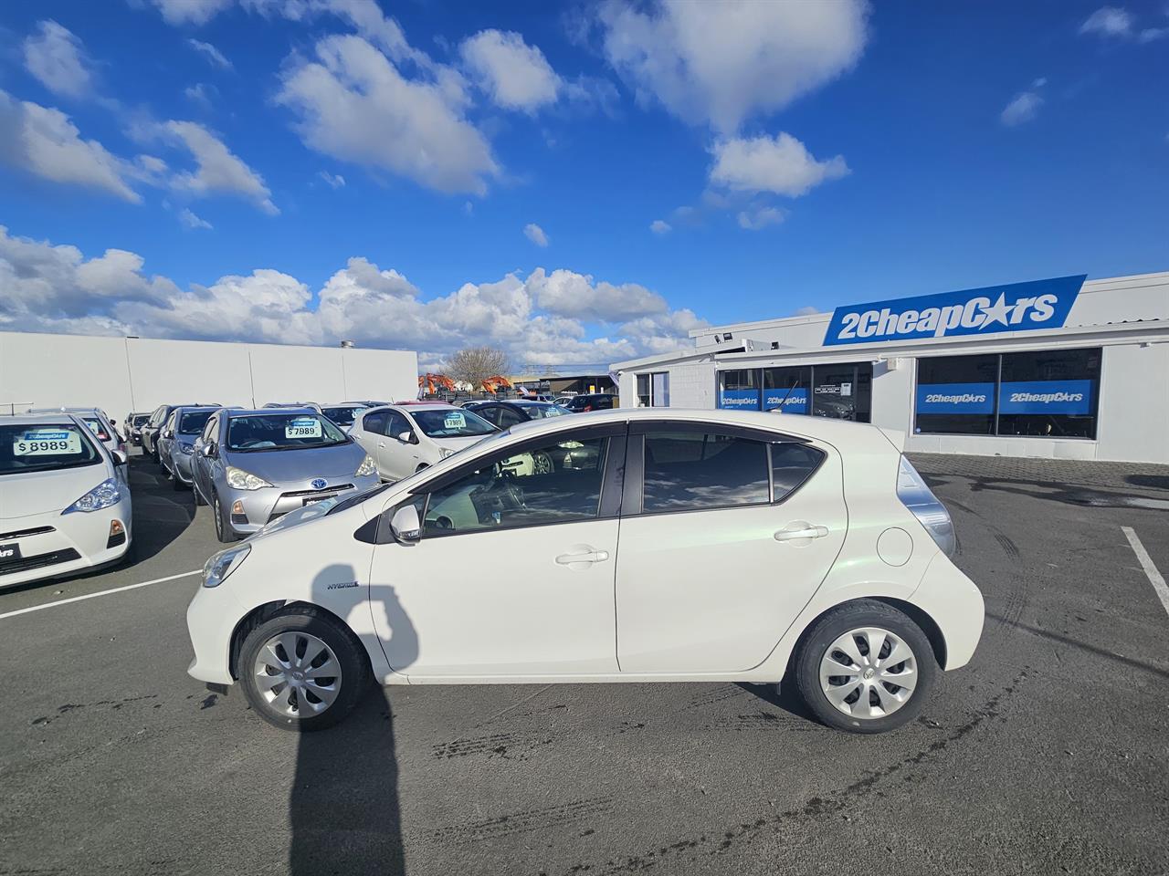 2014 Toyota Aqua Hybrid