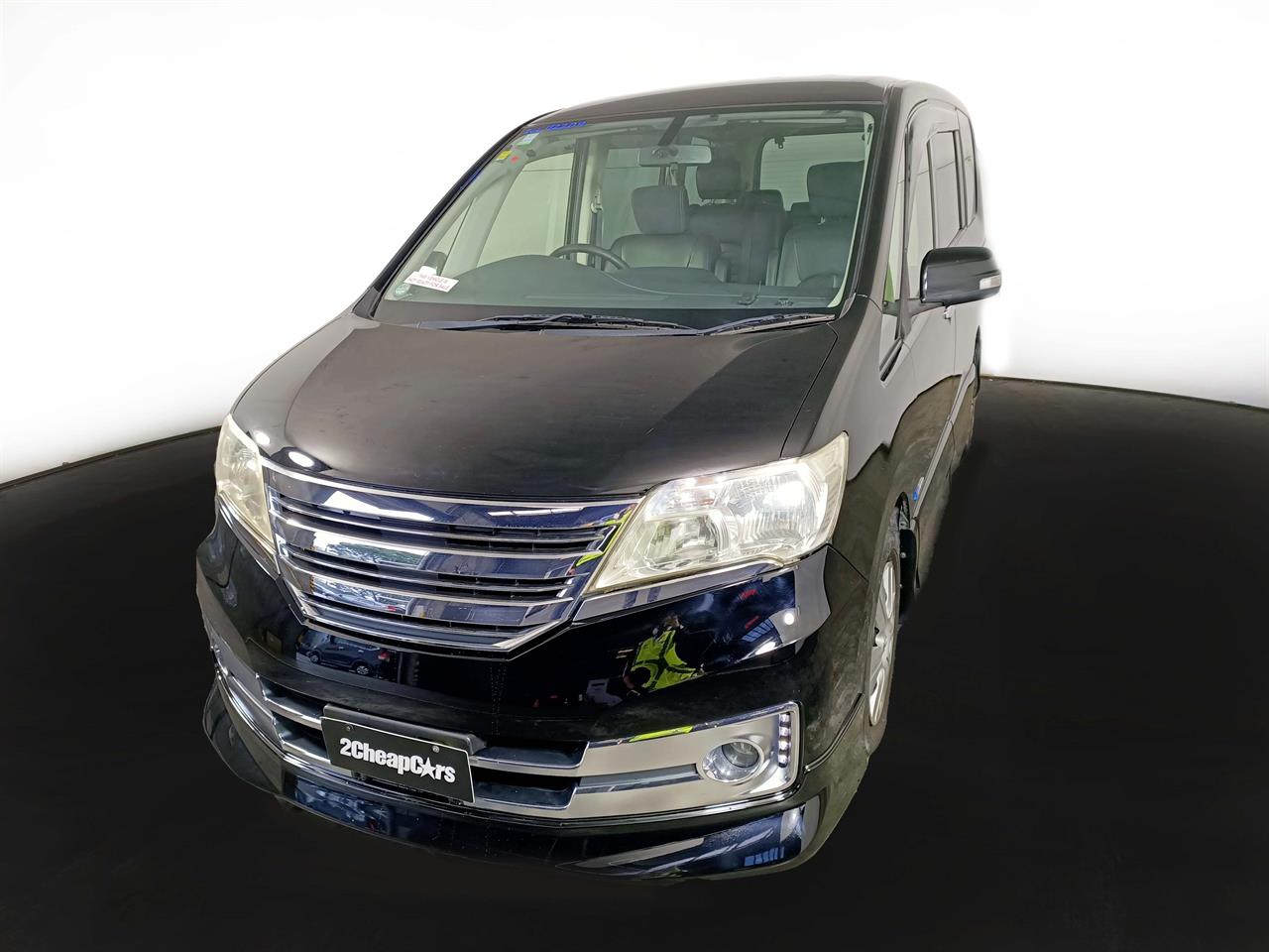 2012 Nissan Serena Hybrid