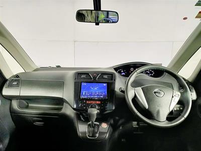 2012 Nissan Serena Hybrid