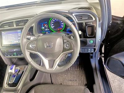 2015 Honda Fit Shuttle Hybrid Facelift