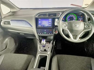 2015 Honda Fit Shuttle Hybrid Facelift