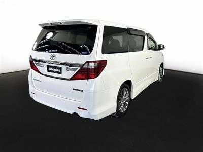 2014 Toyota Alphard 