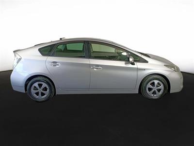 2013 Toyota Prius Hybrid