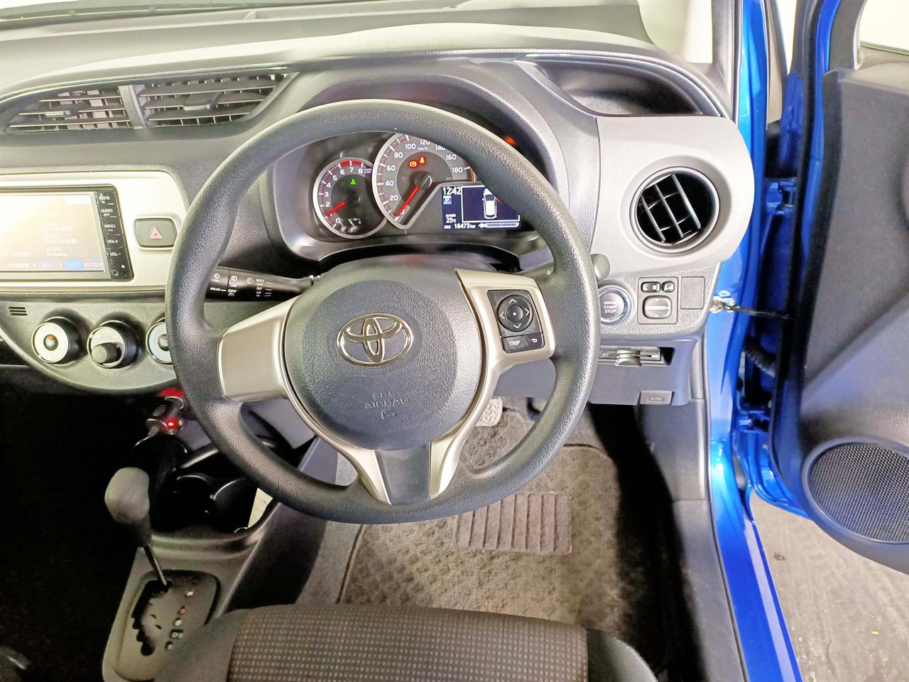 2014 Toyota Vitz 