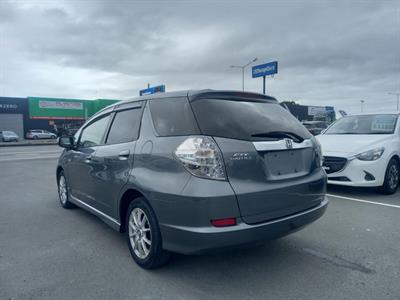 2012 Honda Fit Jazz Shuttle Hybrid