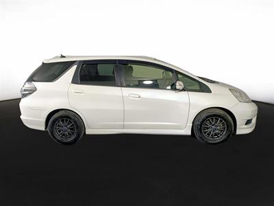 2012 Honda Fit Jazz Shuttle Hybrid