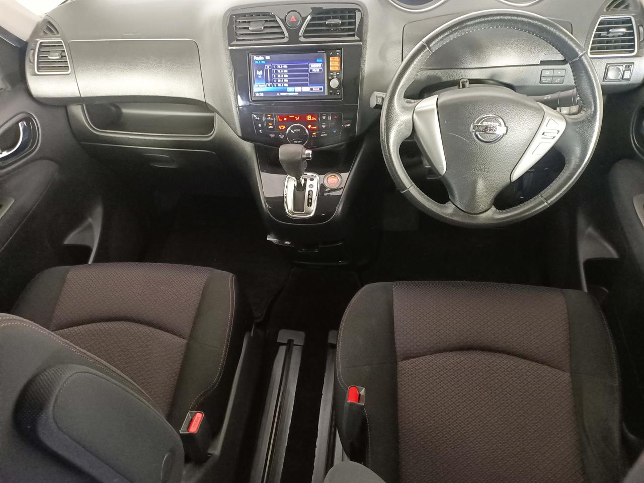 2012 Nissan Serena 