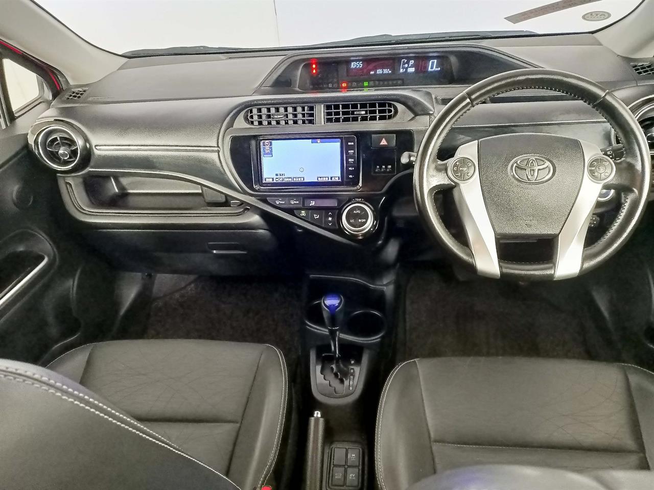 2015 Toyota Aqua Hybrid