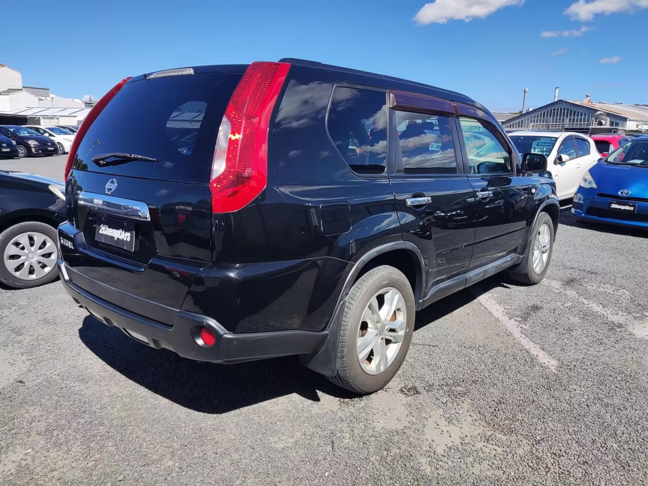 2012 Nissan X-TRAIL 