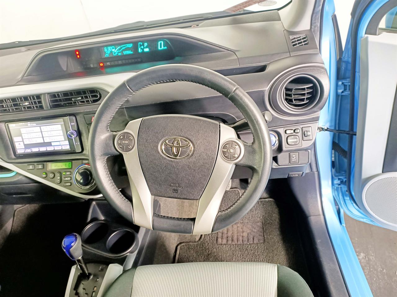 2012 Toyota Aqua Hybrid