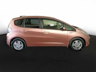 2013 Honda Fit Jazz Hybrid