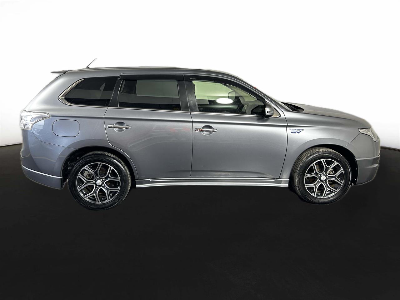 2014 Mitsubishi Outlander PHEV