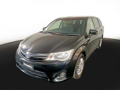 2013 Toyota Corolla Fielder Hybrid