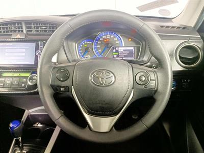 2013 Toyota Corolla Fielder Hybrid