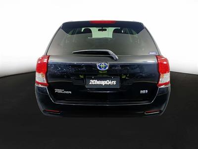 2013 Toyota Corolla Fielder Hybrid