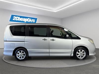 2012 Nissan Serena 