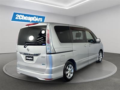 2012 Nissan Serena 