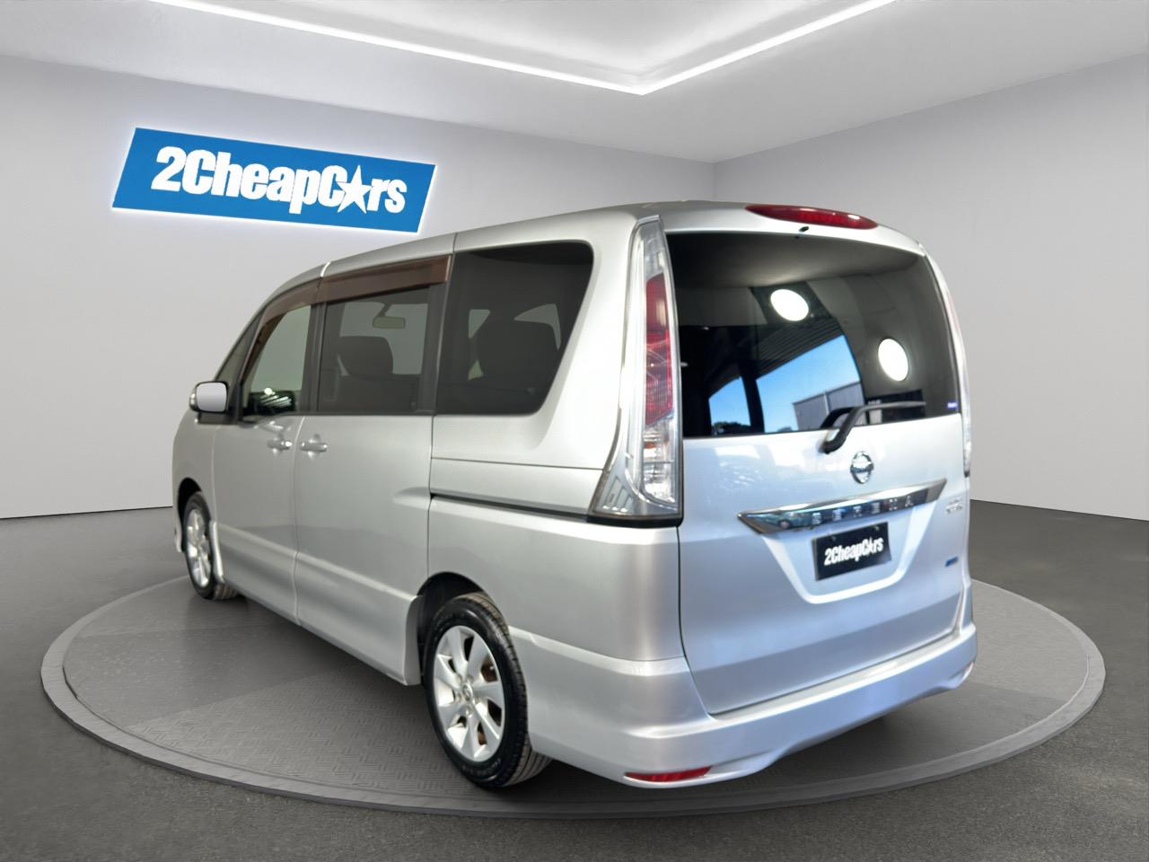 2012 Nissan Serena 