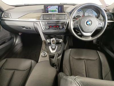 2012 BMW 328i Luxury