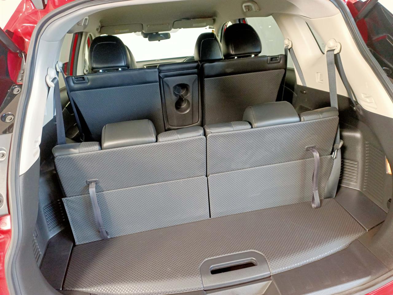 2014 Nissan X-Trail 7 Seats