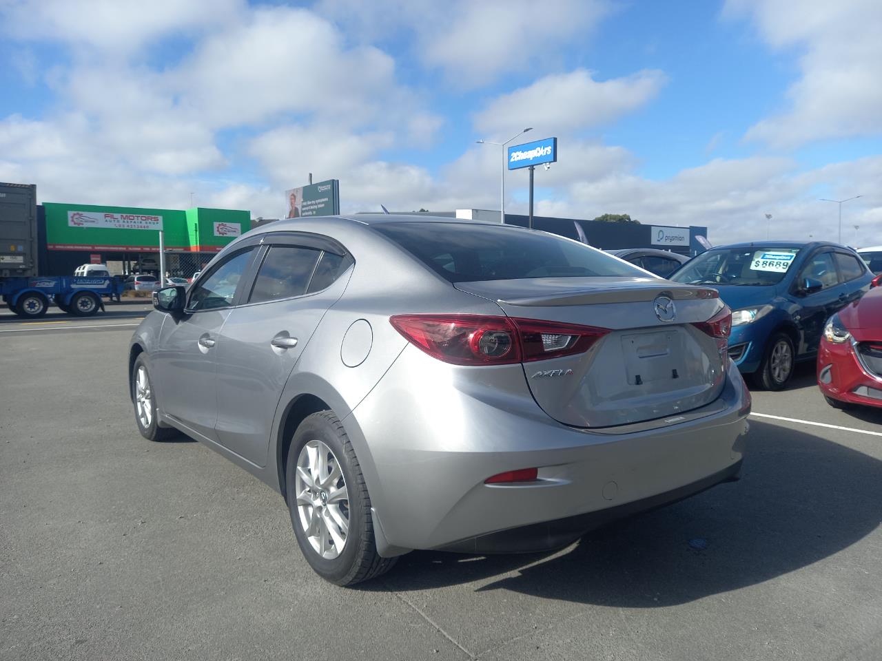 2014 Mazda Axela 3 Hybrid