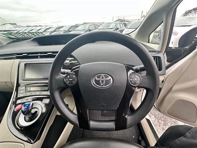 2013 Toyota Prius Hybrid