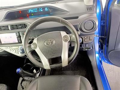 2014 Toyota Aqua Hybrid