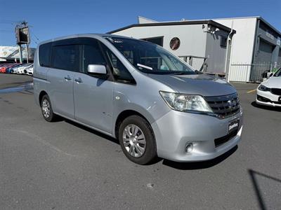 2013 Nissan Serena Hybrid