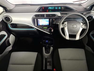 2013 Toyota Aqua Hybrid