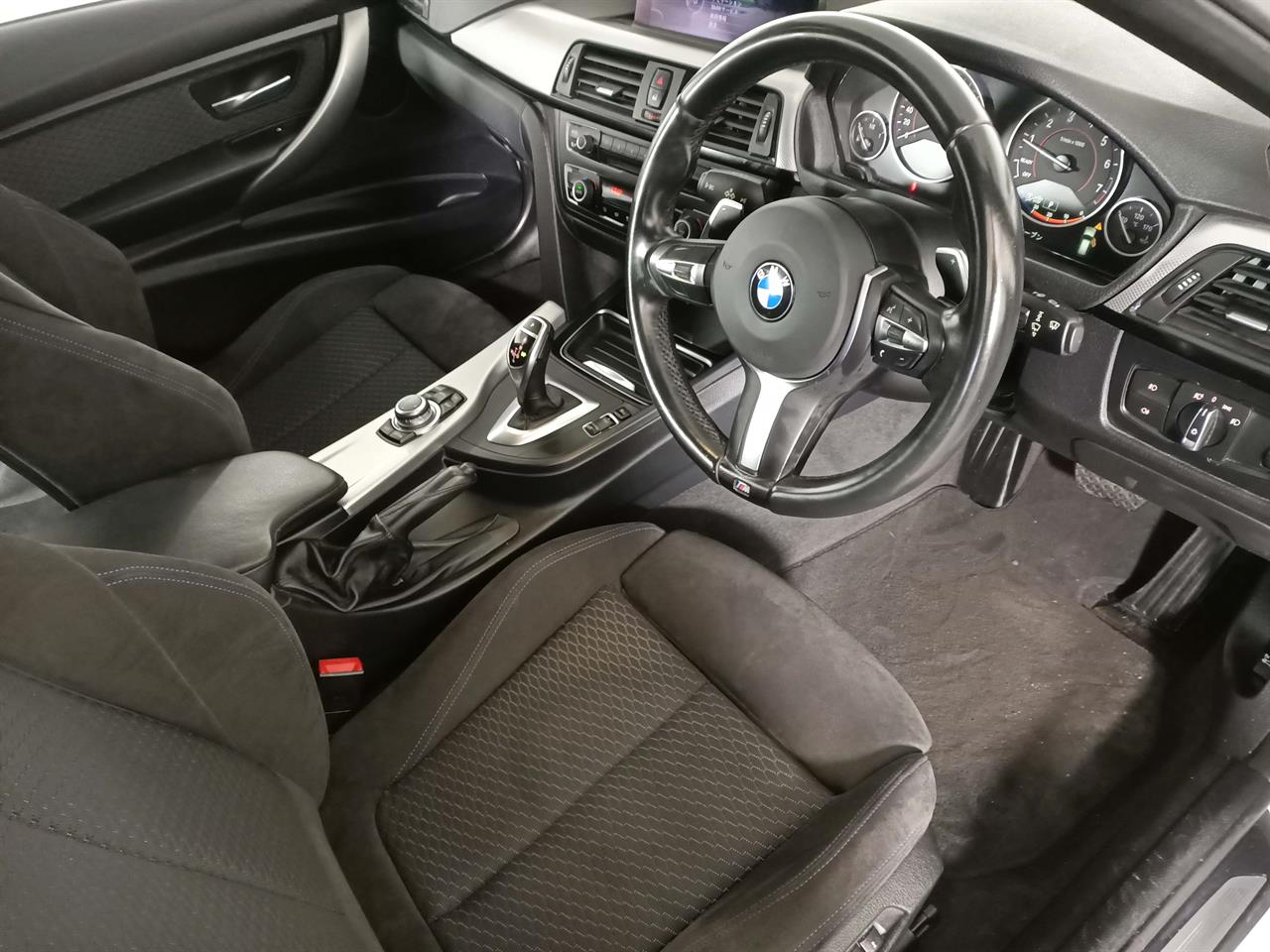 2013 BMW 320i Touring M Sport