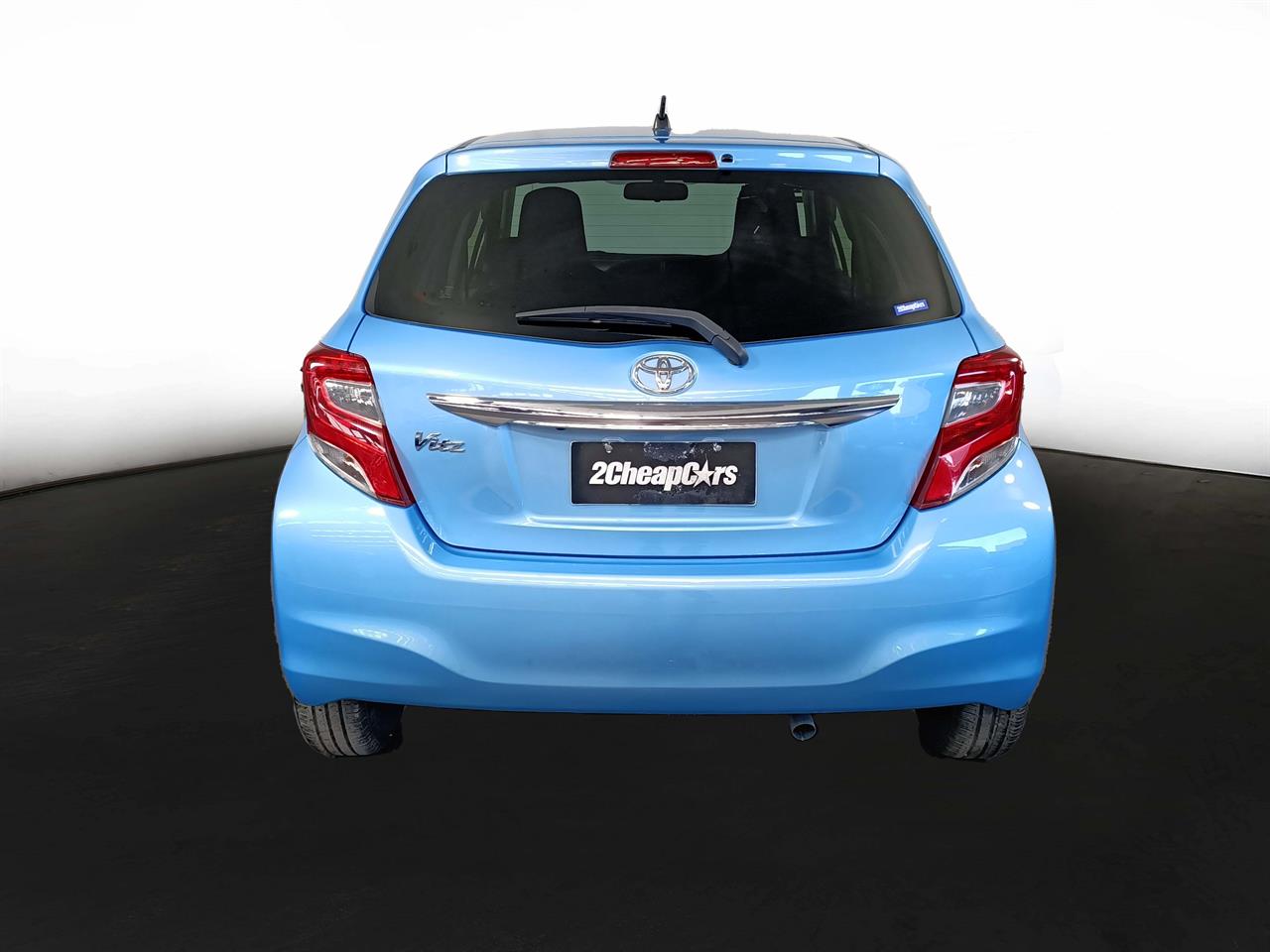 2015 Toyota Vitz 