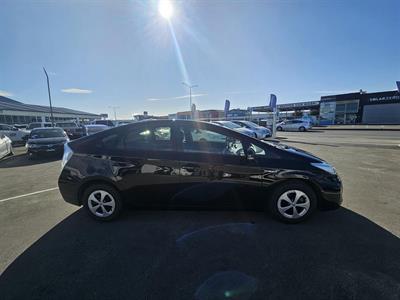 2015 Toyota Prius Hybrid