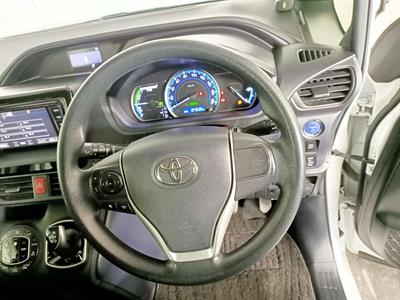 2015 Toyota VOXY Hybrid