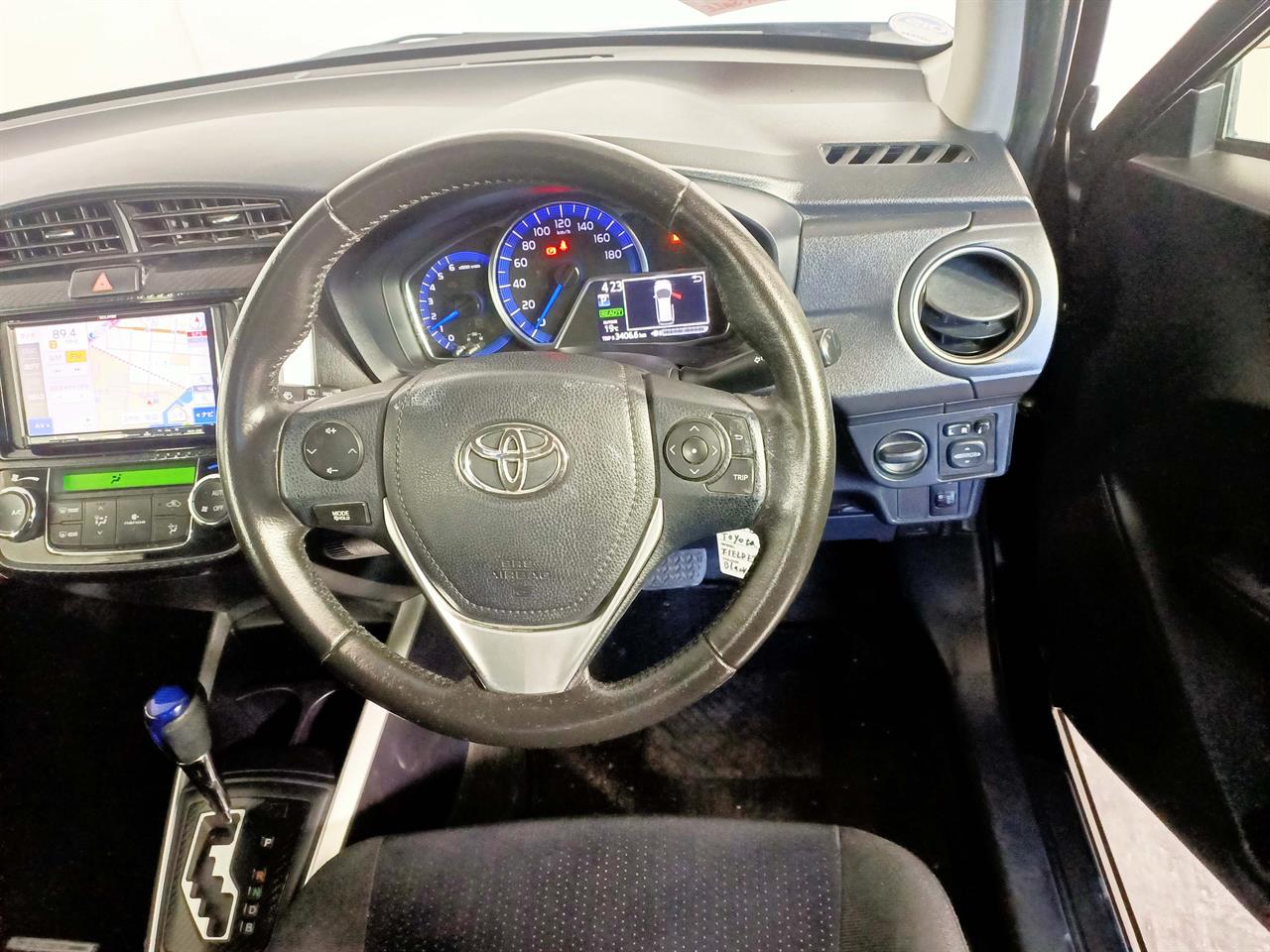 2013 Toyota Corolla Fielder Hybrid