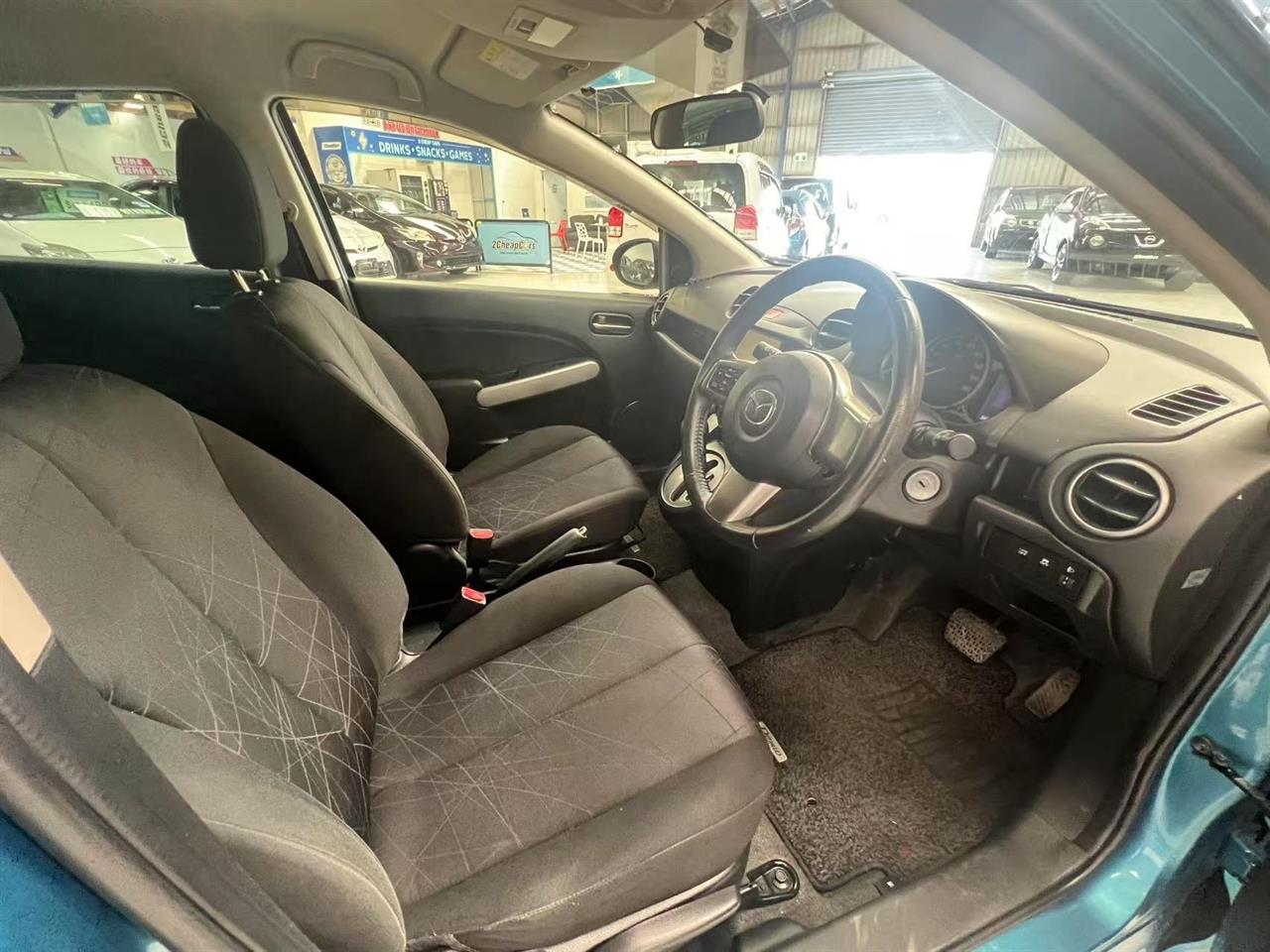 2012 Mazda Demio 13Skyactive