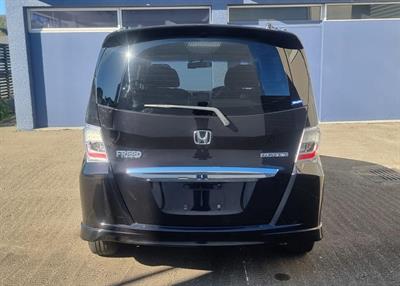 2012 Honda Freed Hybrid