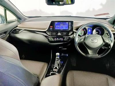 2018 Toyota C-HR Hybrid G