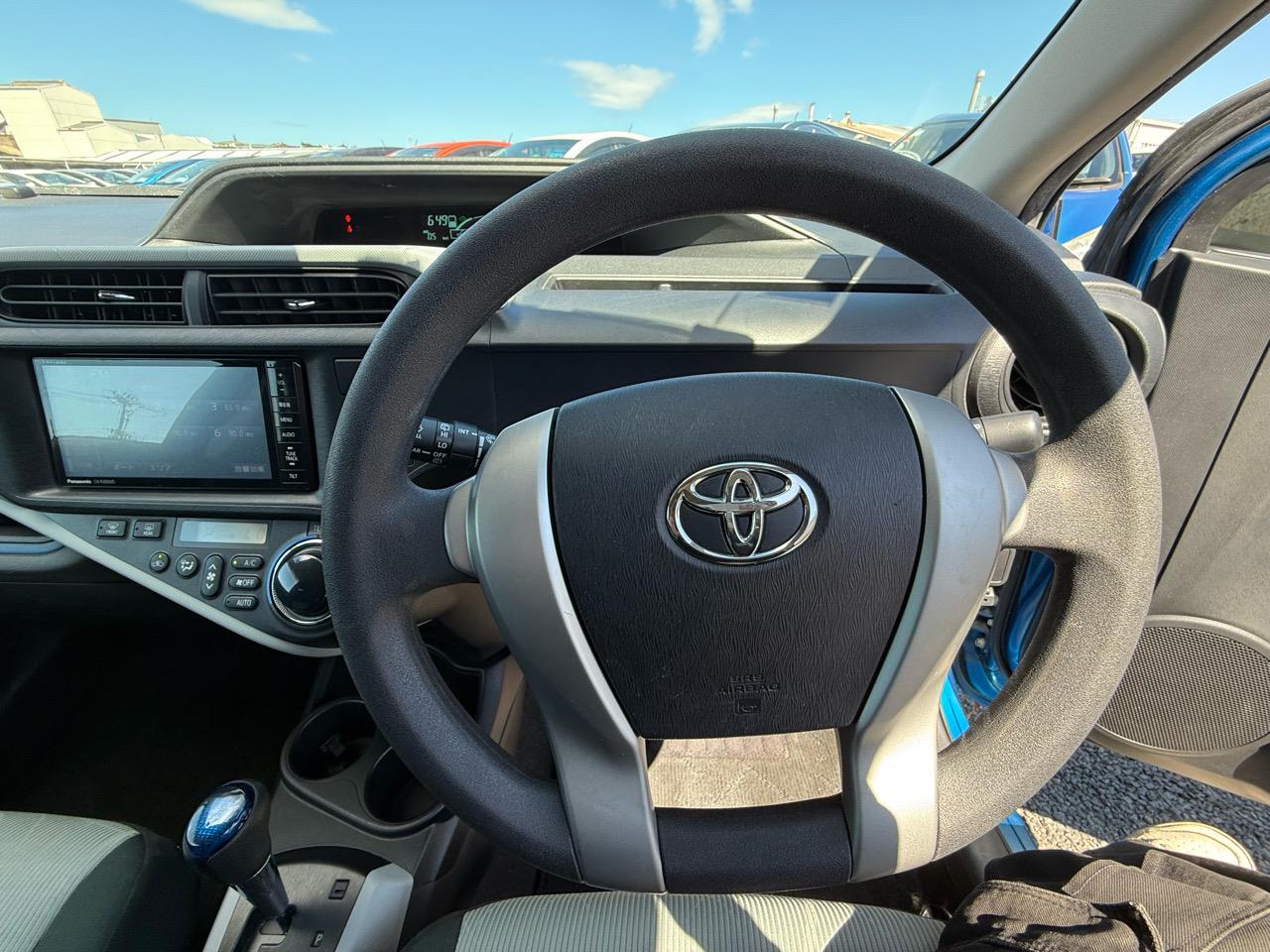 2014 Toyota Aqua Hybrid