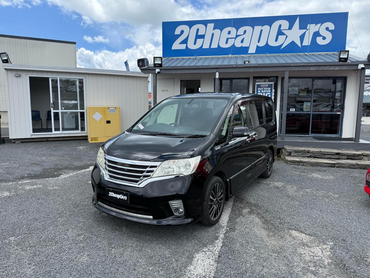 2012 Nissan Serena 