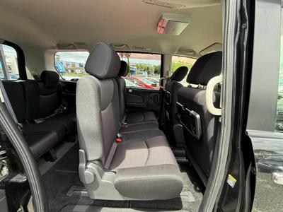 2012 Nissan Serena 