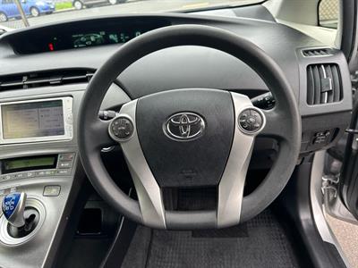 2013 Toyota Prius Hybrid