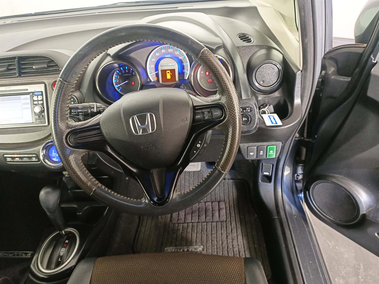 2012 Honda Fit Jazz Shuttle Hybrid