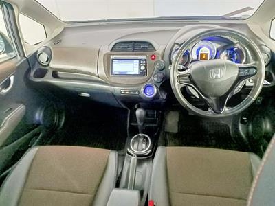 2012 Honda Fit Jazz Shuttle Hybrid