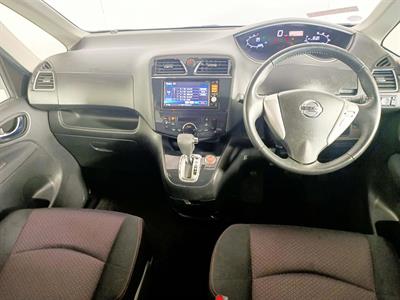 2012 Nissan Serena Hybrid