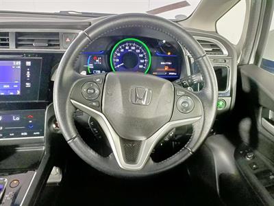 2016 Honda Fit Shuttle Hybrid Facelift