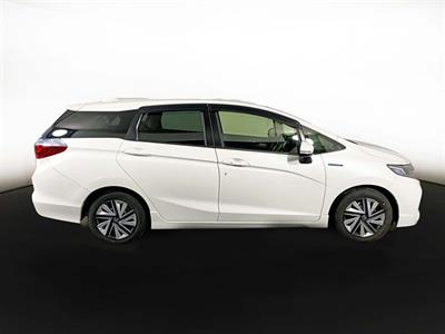 2016 Honda Fit Shuttle Hybrid Facelift