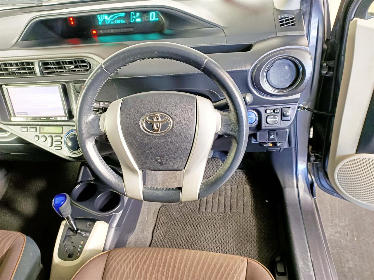 2013 Toyota Aqua Hybrid