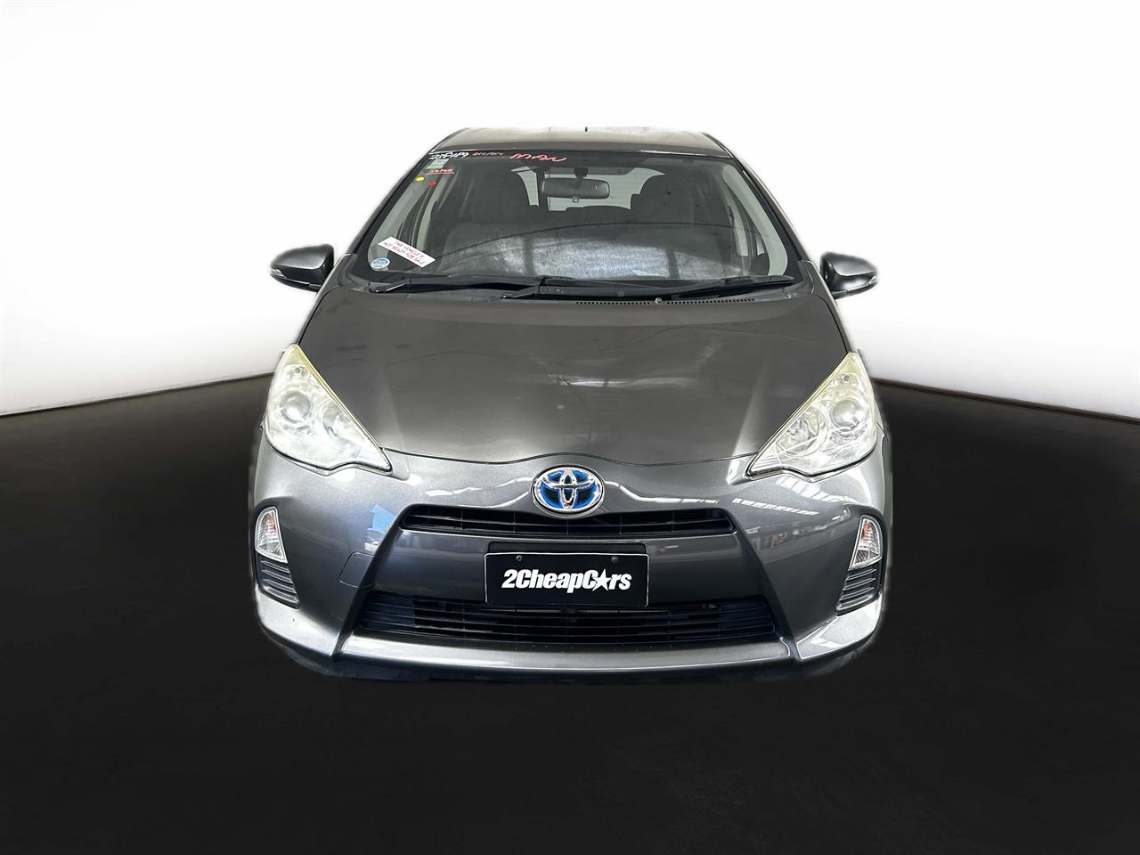 2013 Toyota Aqua Hybrid