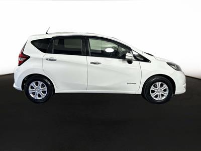 2018 Nissan Note E-Power