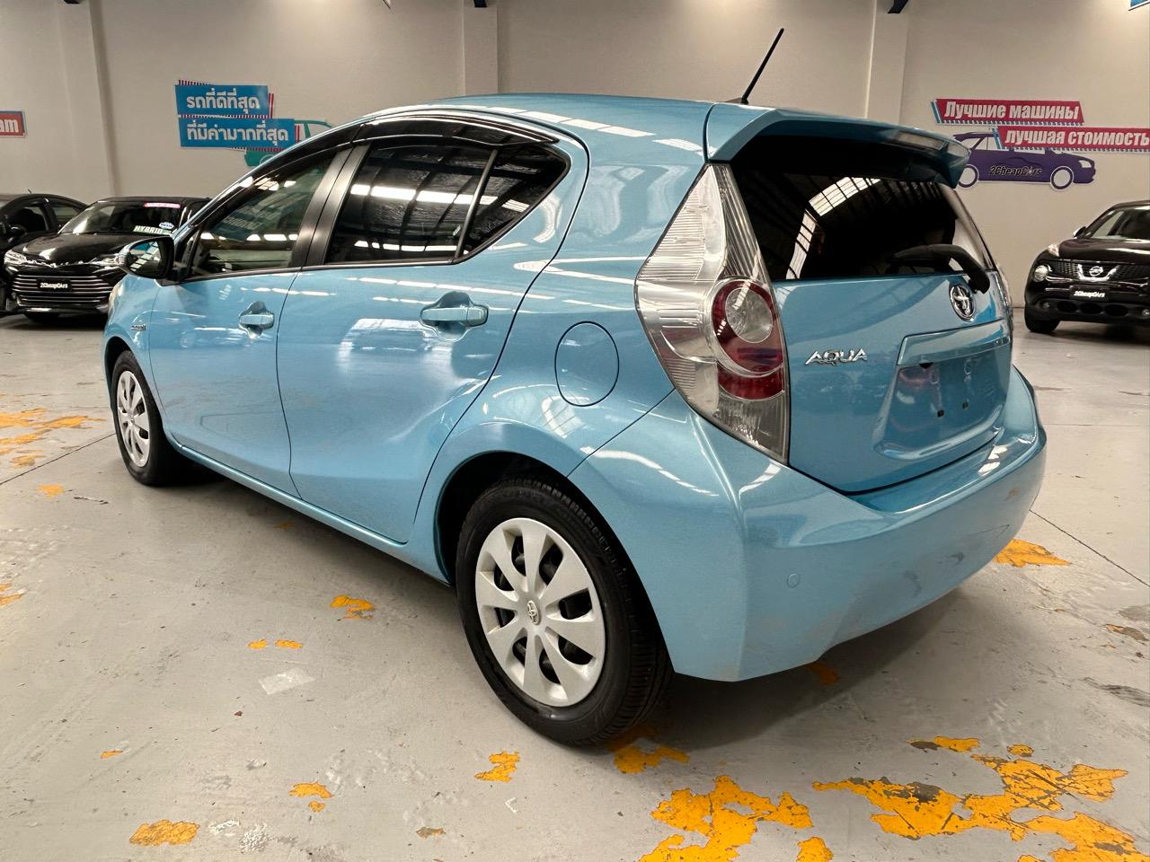 2012 Toyota Aqua Hybrid